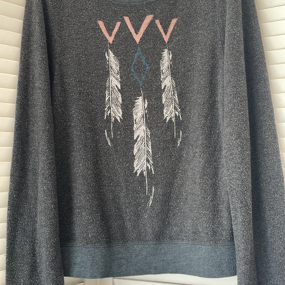 Wildfox Night Lover Feather Sweatshirt VGUC. Small. Soft and oversized.